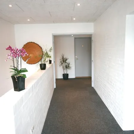 Inn Sdr. &